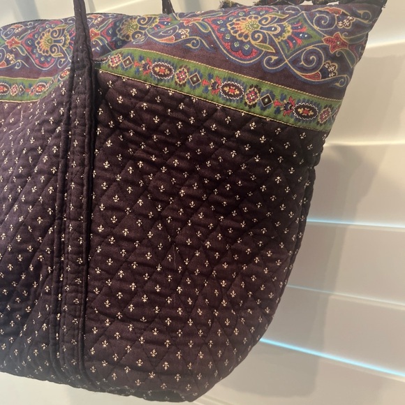 Vera Bradley Purple Travel Bag Quilted Design - Picture 9 of 13